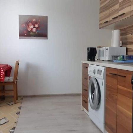 Szoba Konyha Lakas Komarno Luaran gambar